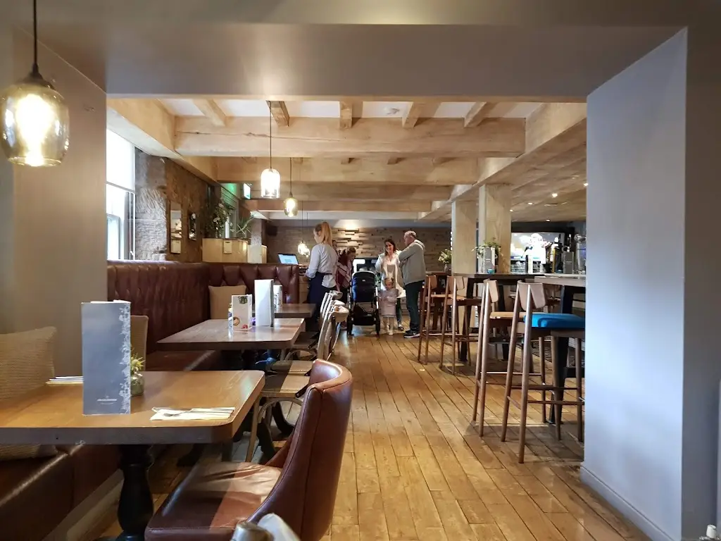 The Cricklewood_Bothwell_slider_image_1