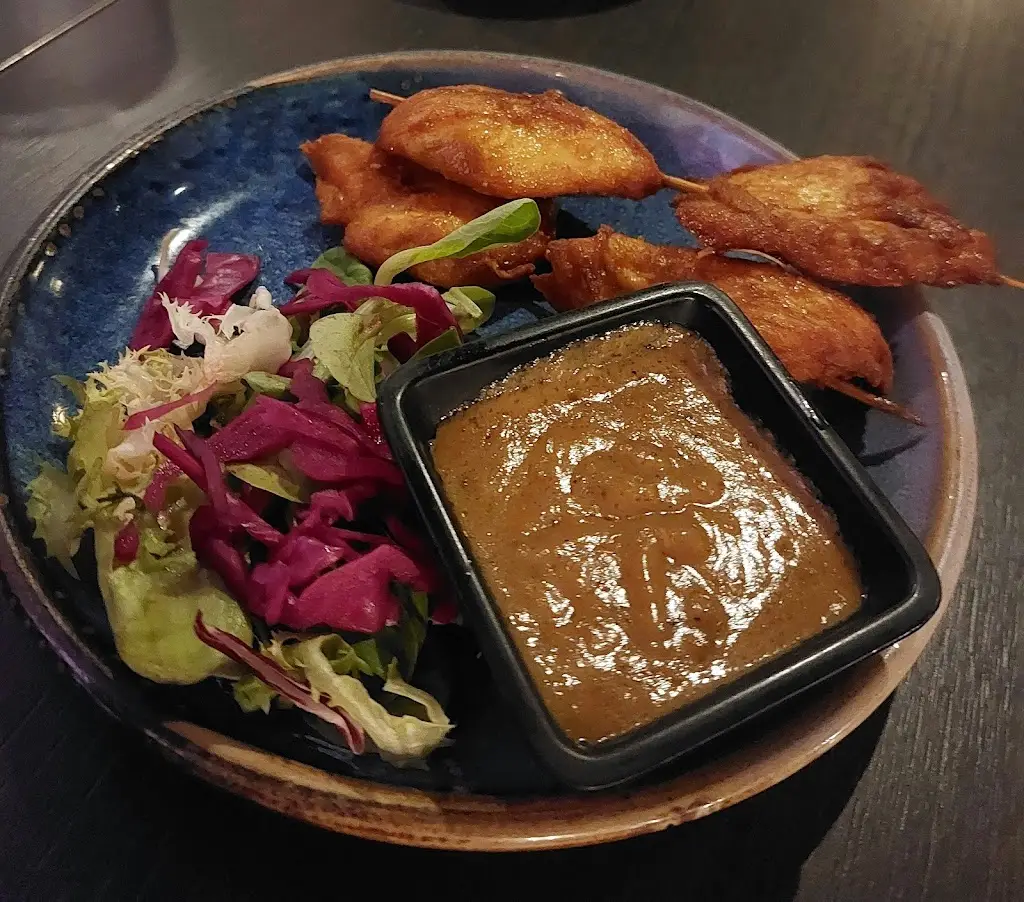 Clare frances_Shanghai Teahouse_Bothwell_review