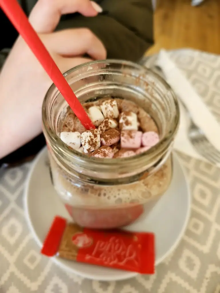 Tom Mccoy_The Chapterhouse Cafe_Bothwell_review