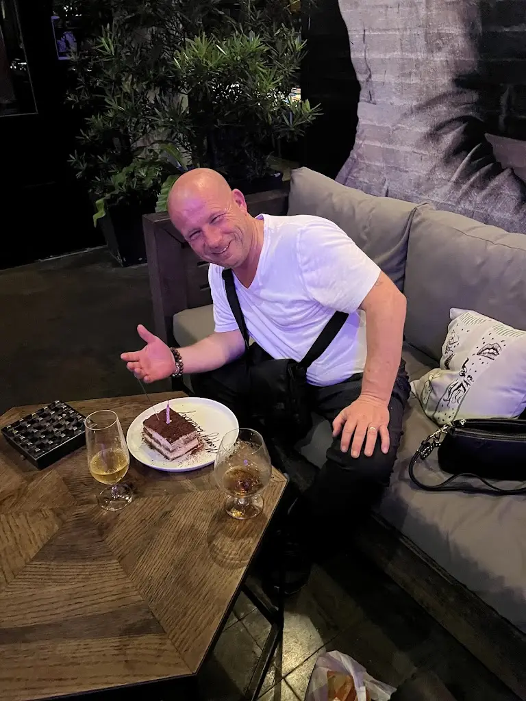 Helen McCurdy_Gigi's Italian Restaurant_Bonnyrigg_review