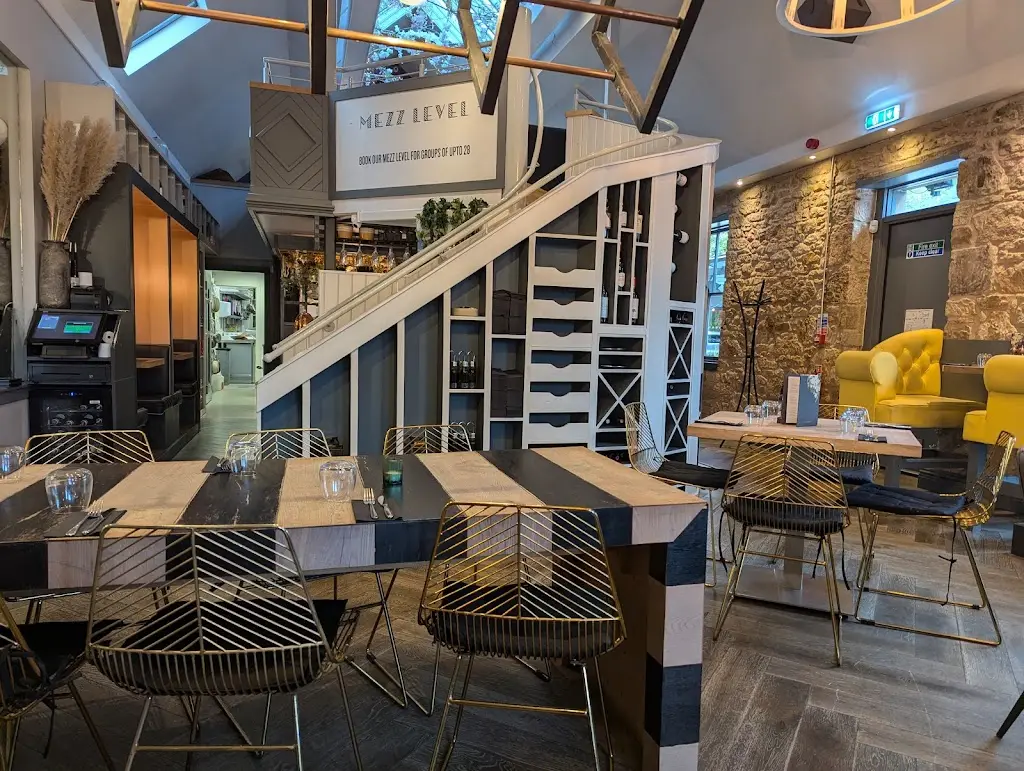 Luci's Restaurant & Cocktail Bar Restaurant in Bonnyrigg