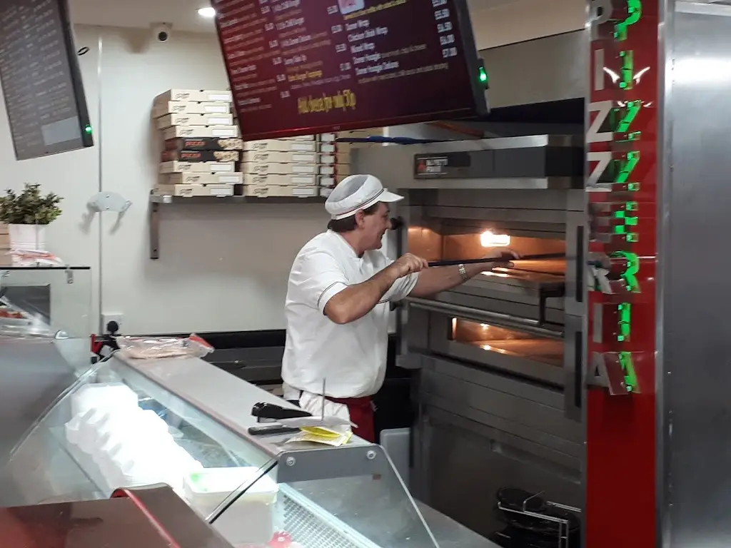 Glorias Fast Food_Bonnyrigg_slider_image_2