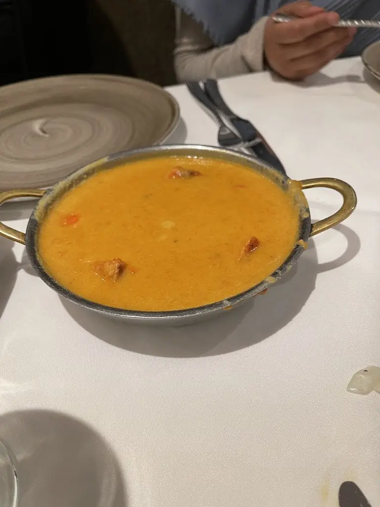 Menu_Itihaas_Bonnyrigg_image_4