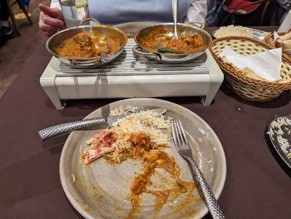 Menu_Itihaas_Bonnyrigg_image_9