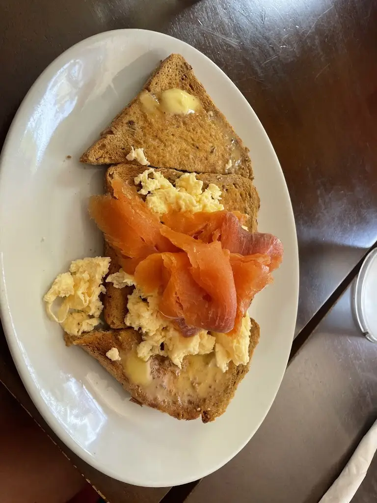 Anne Mitchell_On The Latch_Althorne_review