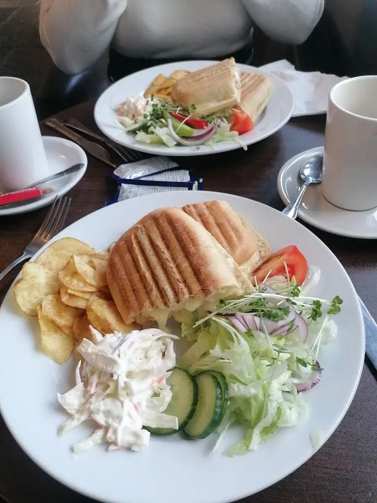 On The Latch_Althorne_slider_image_3