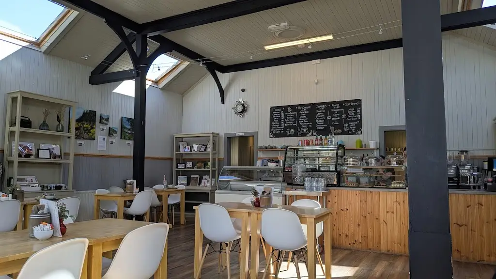 Cocoa Skye_Brora_slider_image_3