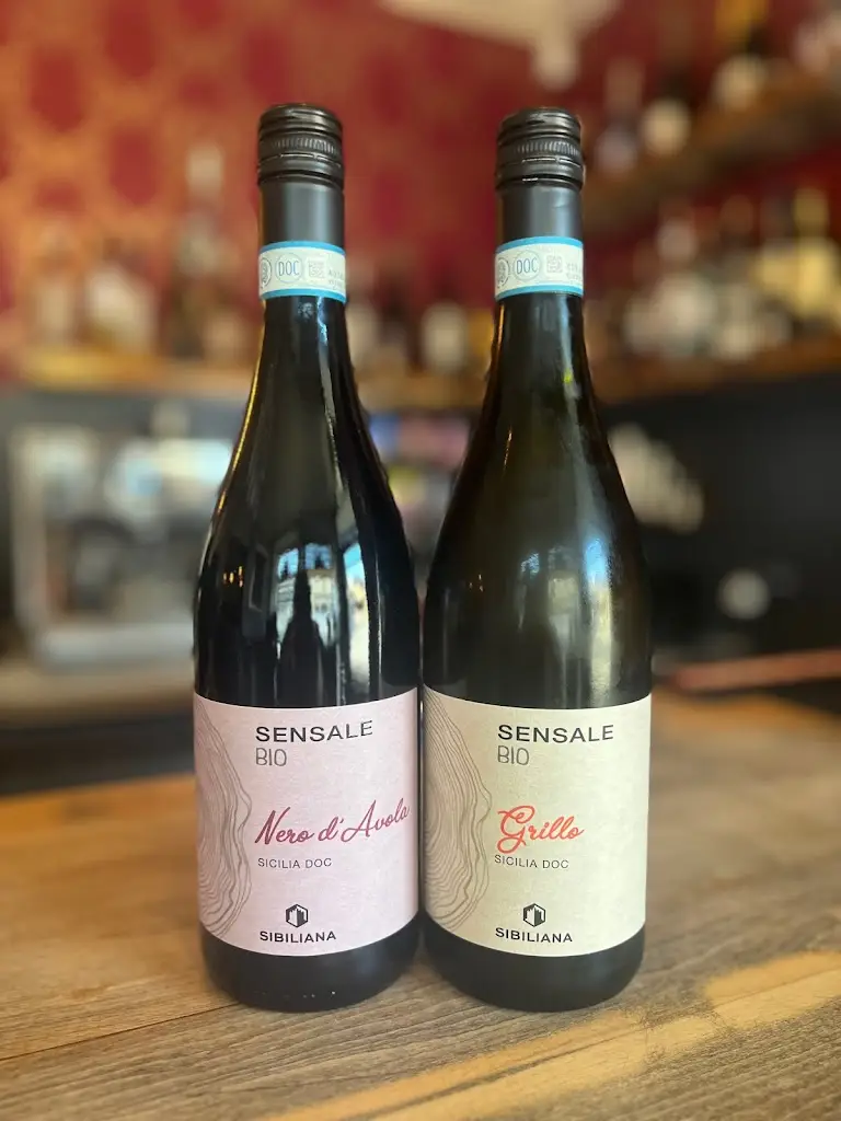 The Wee Wine Bar_Bo’ness_slider_image_2