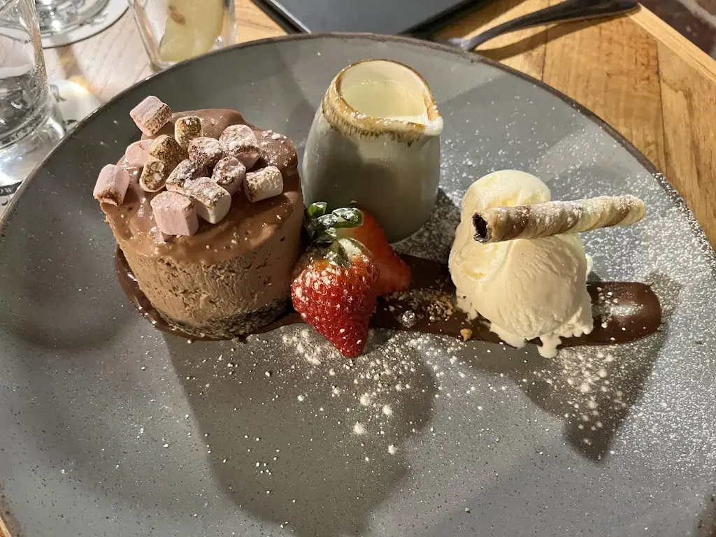 The Brownlow Inn_Biddulph_slider_image_2