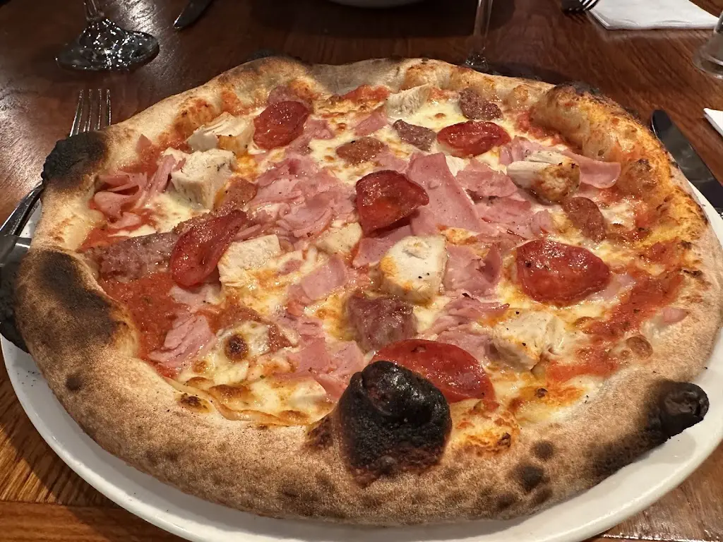 Bar Leo_Bo’ness_slider_image_2