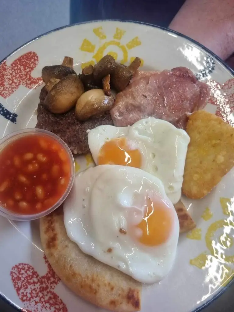 Billie's Cafe_Caldercruix_slider_image_2