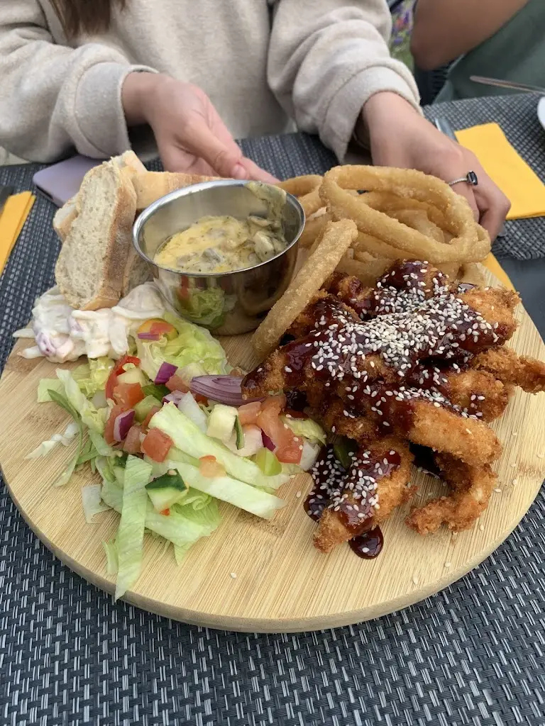 Harry McGinley_Bridgend Bar & Lounge _Brechin_review