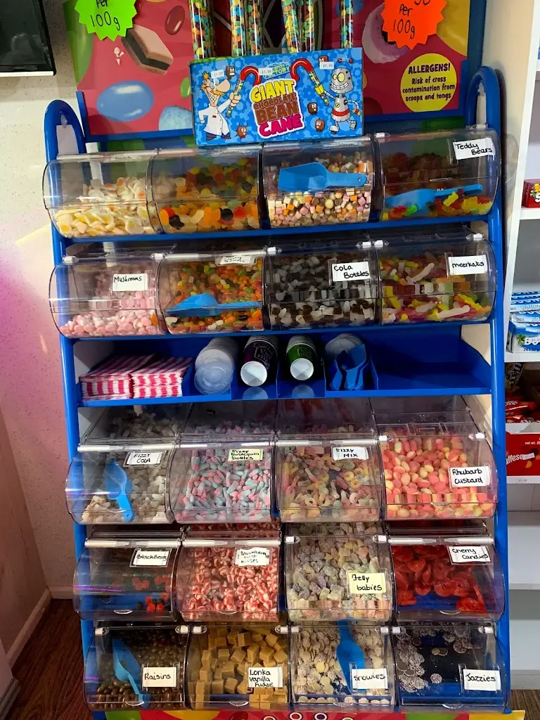 Dinos Pizza Kebab House restaurant in Brechin