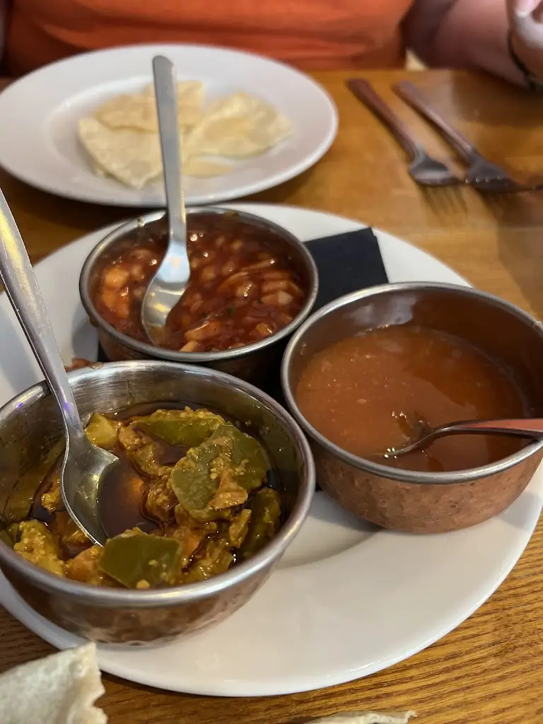 Vinnie Rooney_Jimbu Contemporary Dining and Sun inn Pub_Cambuslang_review