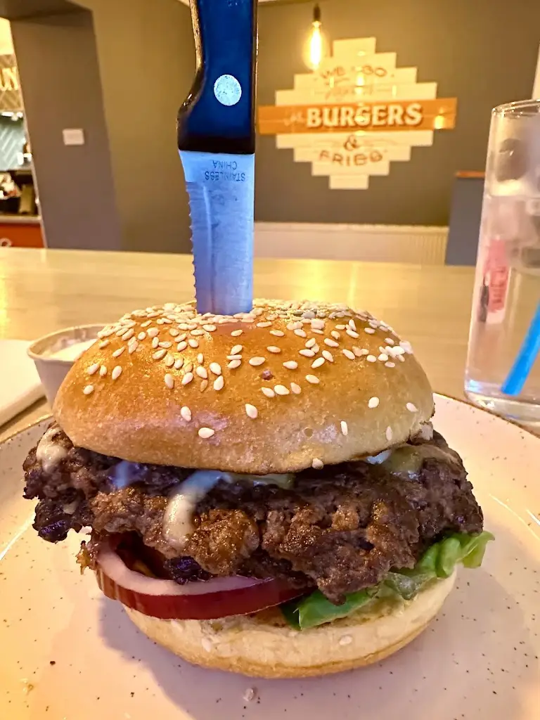 Ann-Marie Sedor_Buns & Shakes_Buckhaven_review