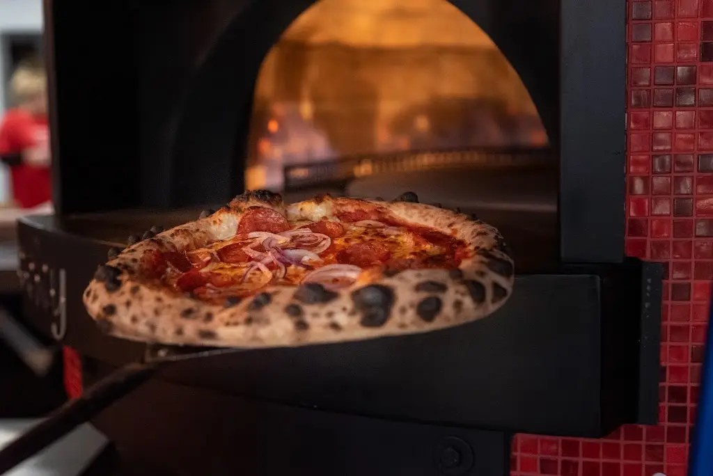 THE OVEN Pizzeria_Buckhaven_slider_image_3