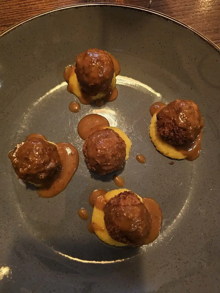 Stephanie Noble_The Avenue Bar & Restaurant_Bishopbriggs_review