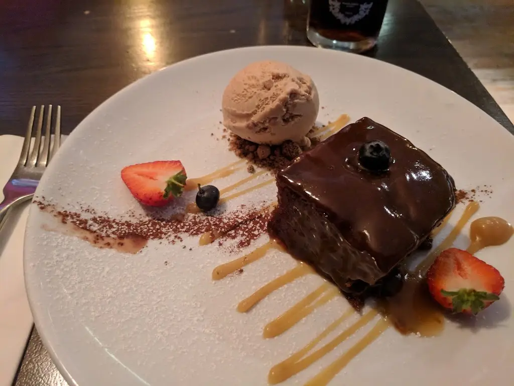 The Avenue Bar & Restaurant_Bishopbriggs_slider_image_2