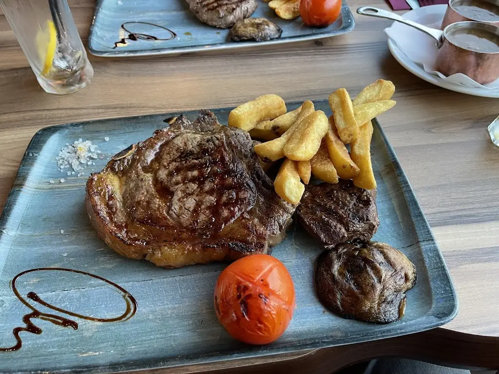 Mahony's Steak House_Bishopbriggs_slider_image_2