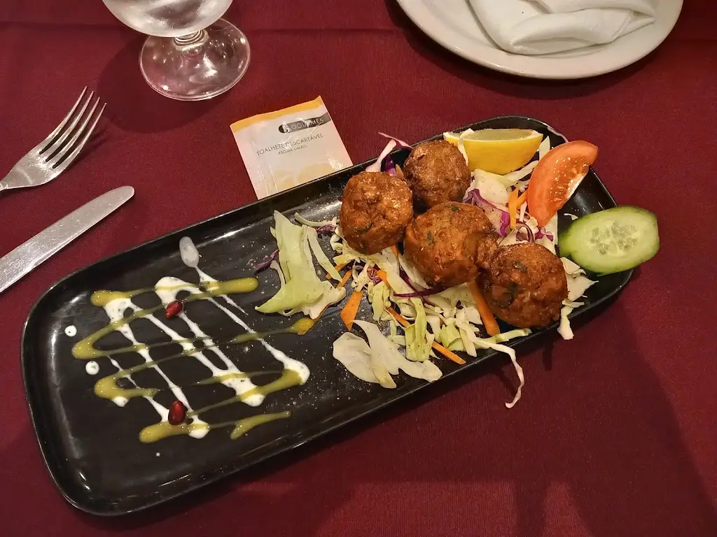 Alice Chloe_Delhi Darbar_Bishopbriggs_recensione