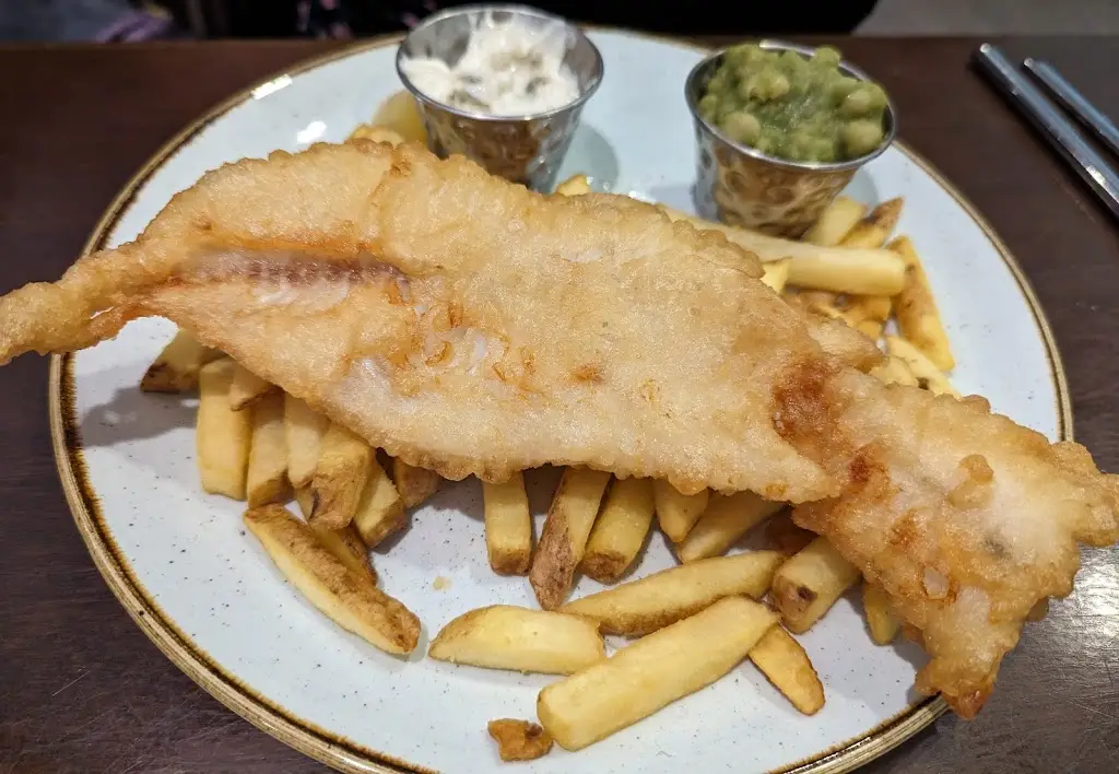 Oregano & The Eagle Lodge_Bishopbriggs_slider_image_2