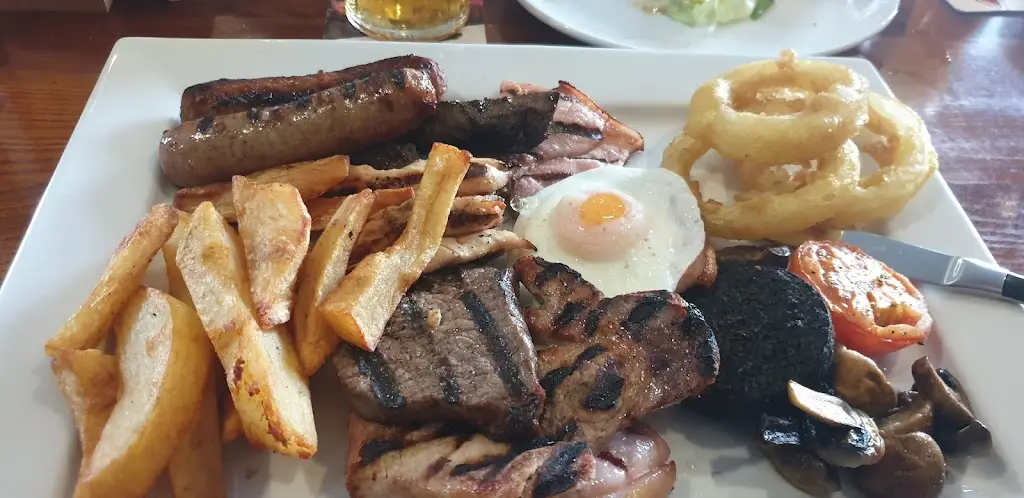 Menu_The Three Horseshoes_Billingham_image_8