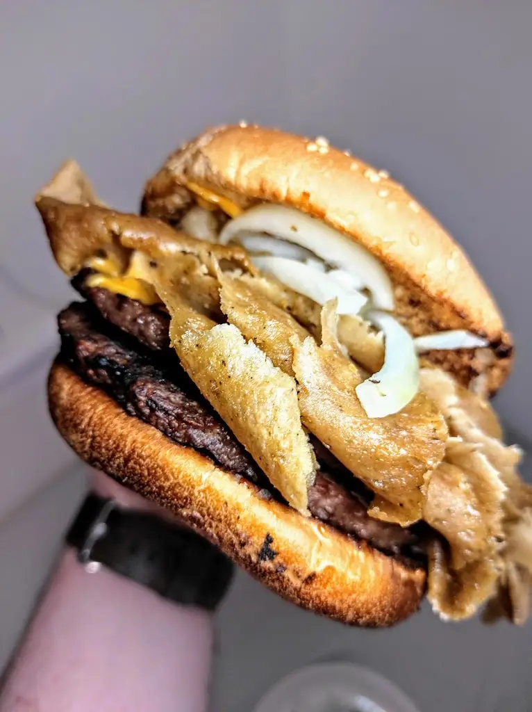 Gus Mack_Dinas Takeaway_Bishopbriggs_recensione