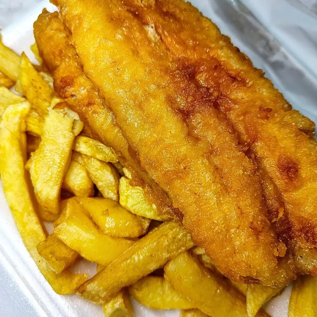 Franks Fish Chips & Pizza Place_Bishopbriggs_slider_image_1