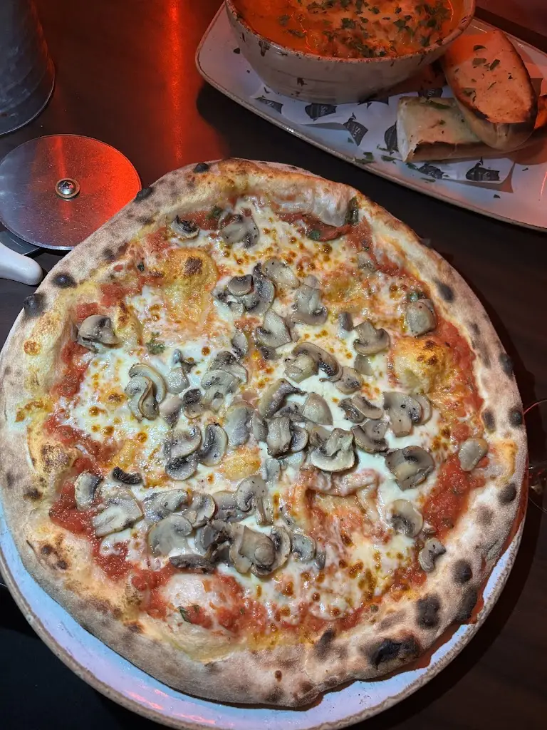 Giulia Lunardi_Little SoHo Jordanhill_Bishopbriggs_review