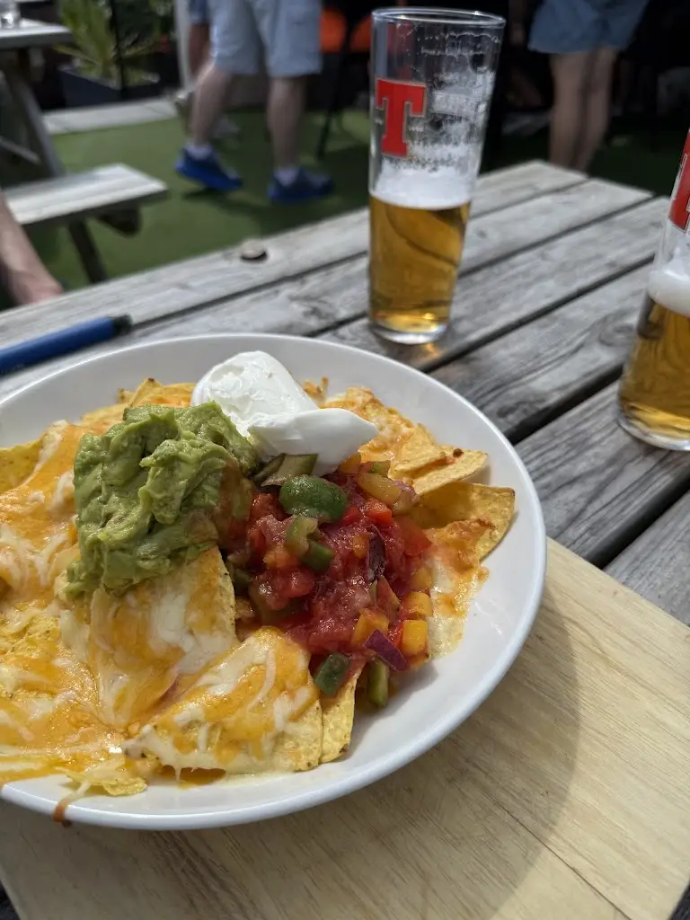 Maxime Chauvin_Burntisland Sands Hotel_Burntisland_review