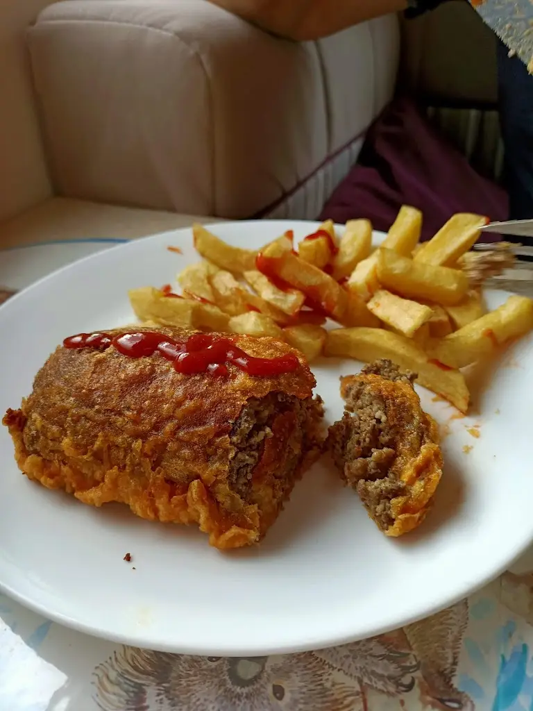 Burntisland FRY_Burntisland_slider_image_3