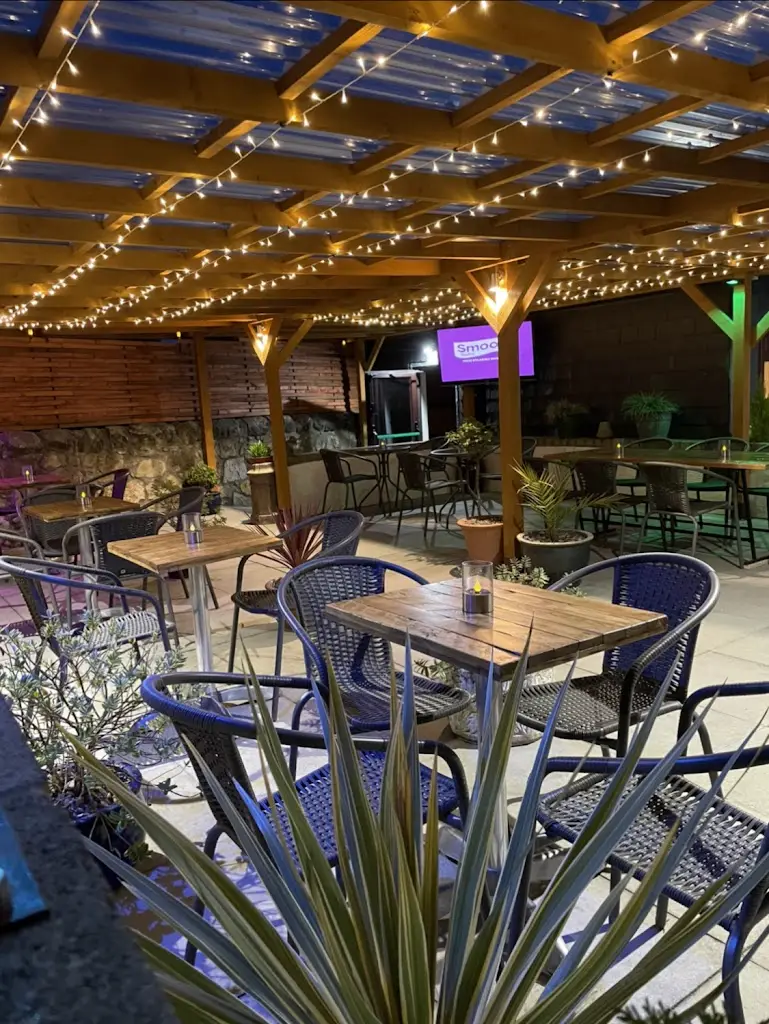 The Jubilee Tavern_Burntisland_slider_image_1