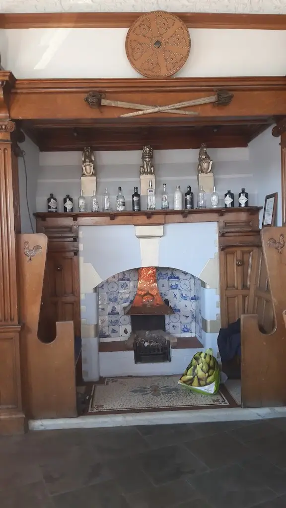 D D_The Old Port Bar_Burntisland_review