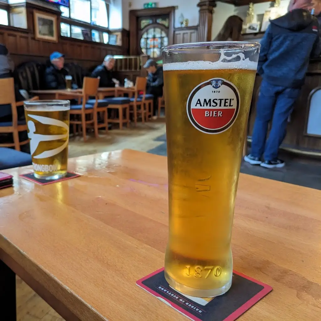 The Old Port Bar_Burntisland_slider_image_2