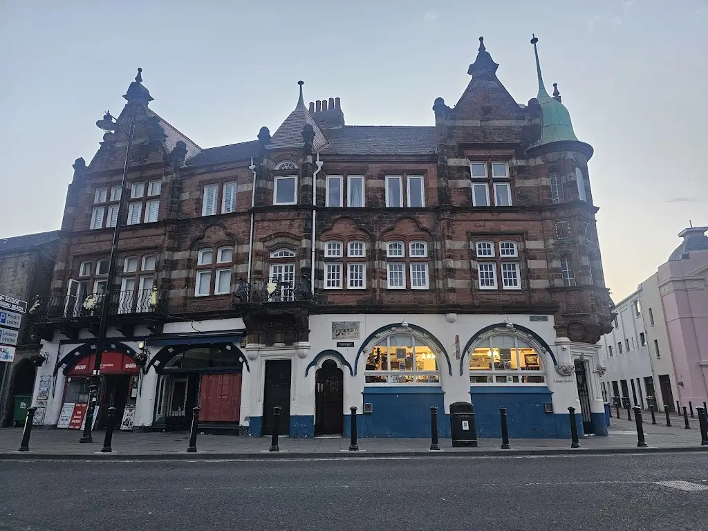 The Old Port Bar_Burntisland_slider_image_3