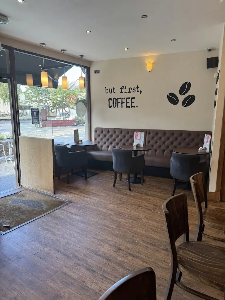 Hadi Alahrash_Dnisi_Cairnryan_review