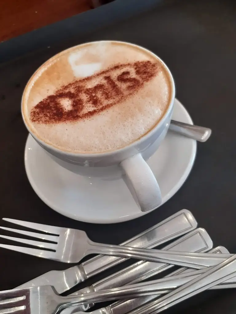 Dnisi restaurant in Cairnryan