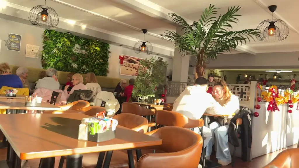 GRUMPY FOX_The Coffee Bean @Café Pizzeria_Cairnryan_review