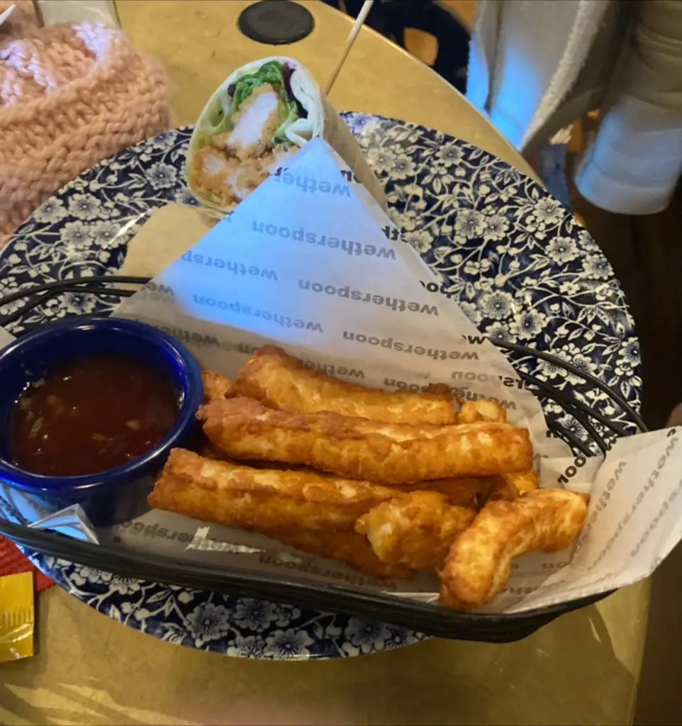 The Half Moon Inn - JD Wetherspoon_Billingham_slider_image_3