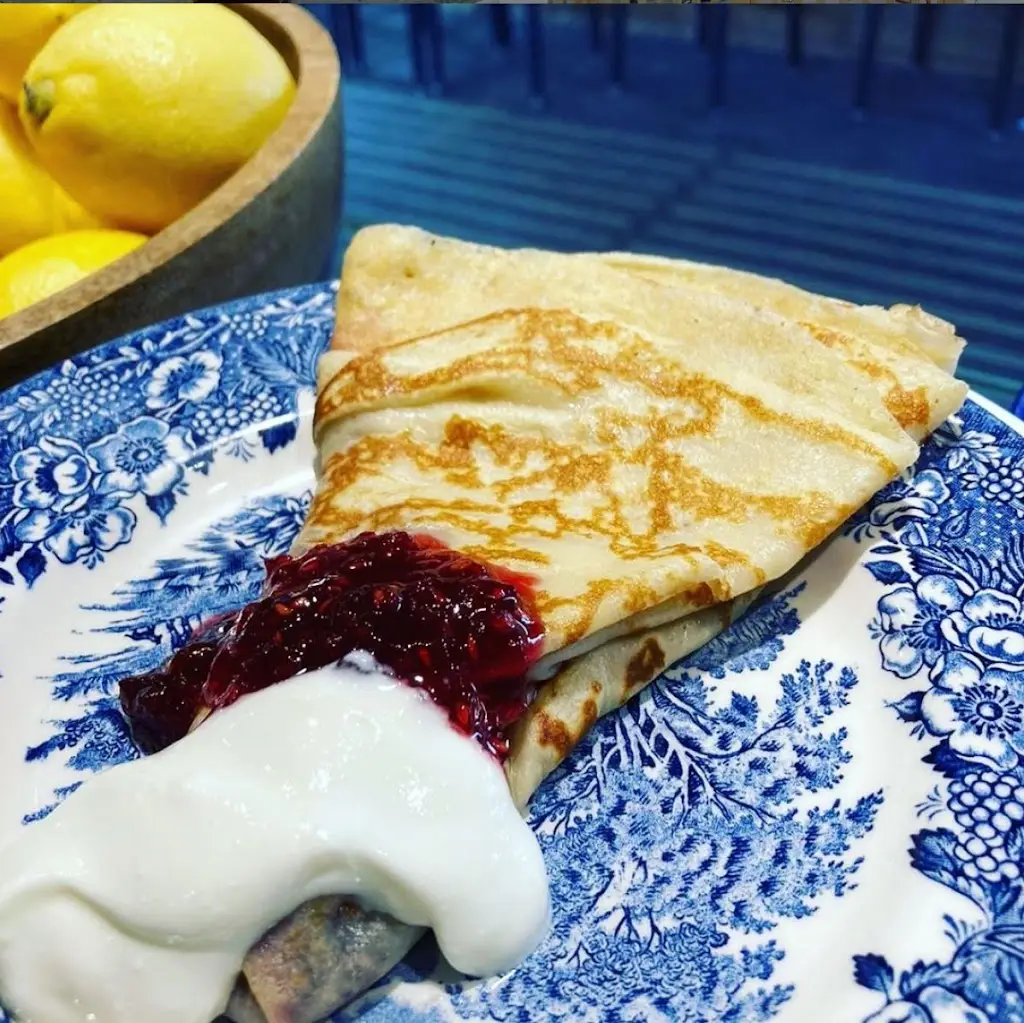 CLUB HOUSE_Callander_slider_image_3