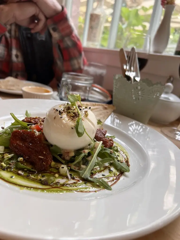 Max_Roman Camp Bistro_Callander_review