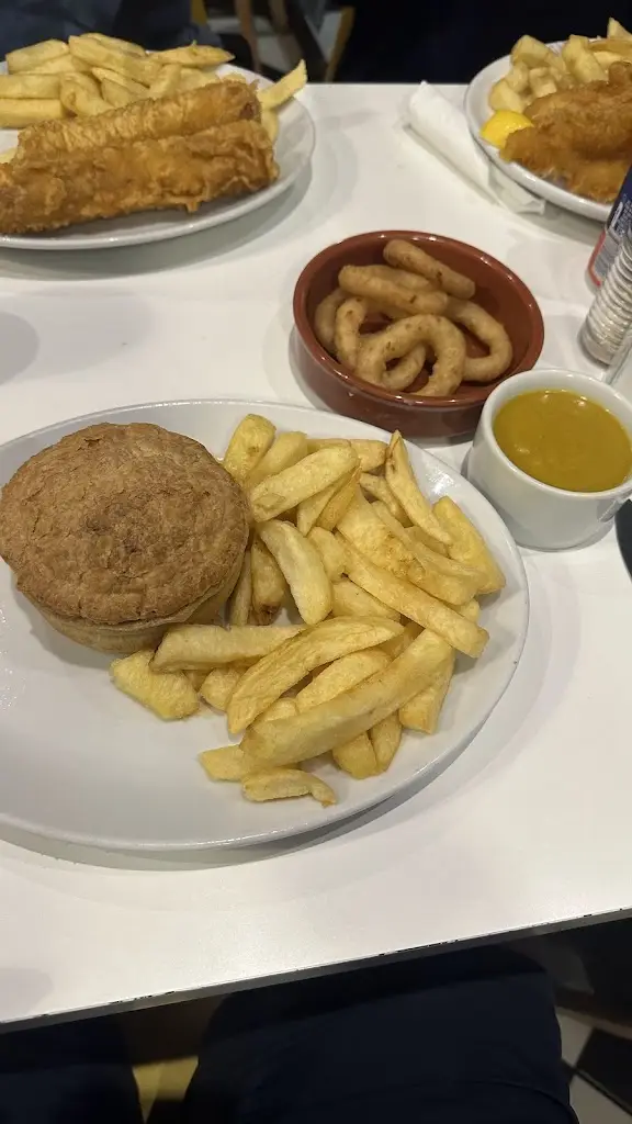 Menu_The Frying Dutchman Cafe_Callander_image_6