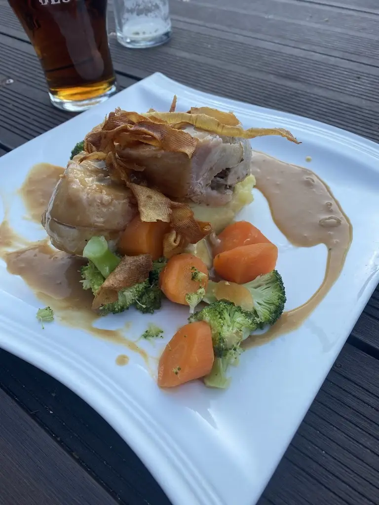 Susan Seenan_Greg’s Bistro_Callander_review