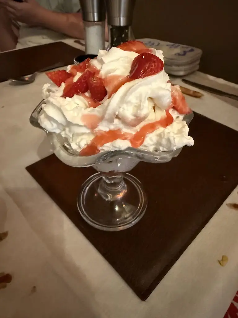 Greg’s Bistro_Callander_slider_image_3