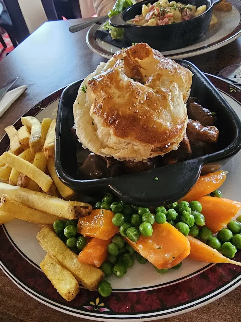 Jacqueline Li_Macnab´s_Callander_review