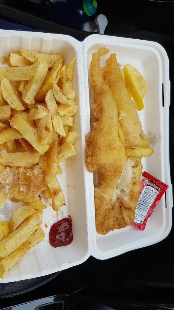 Samantha White_The Crosshill Fish & Chicken Bar_Chirnside_review