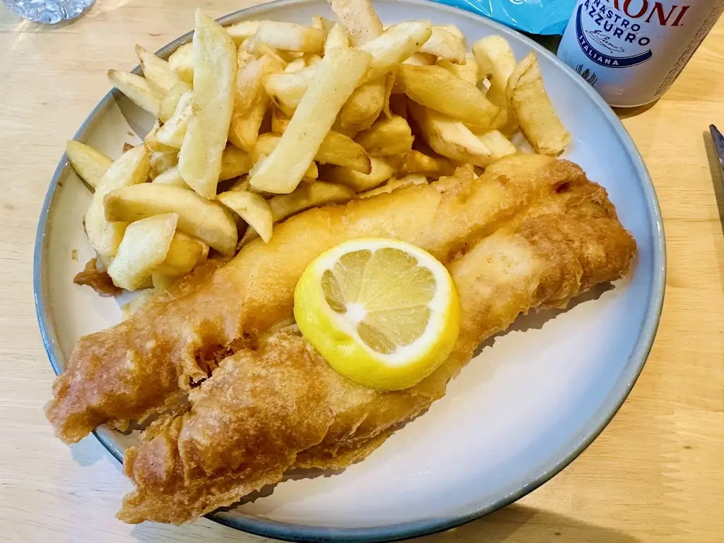 The Crosshill Fish & Chicken Bar_Chirnside_slider_image_2