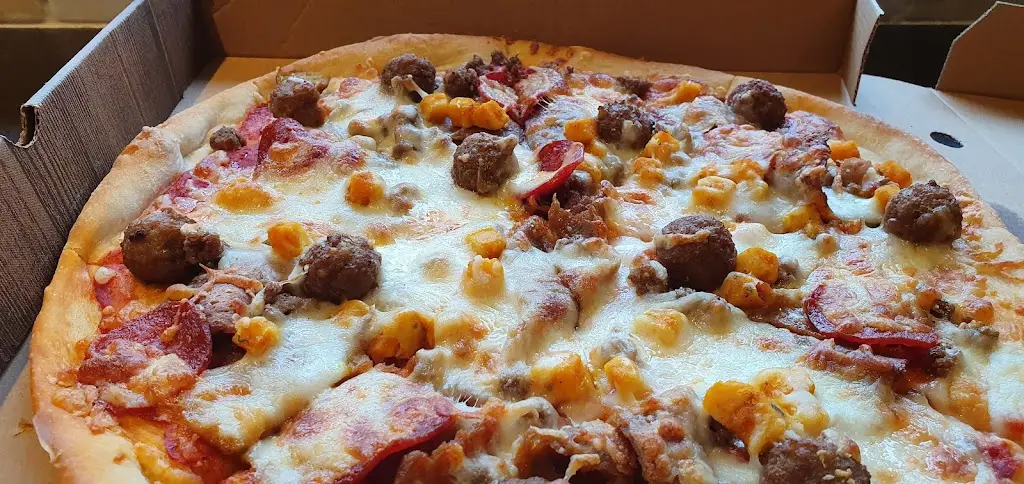 The Crosshill Fish & Chicken Bar_Chirnside_slider_image_3