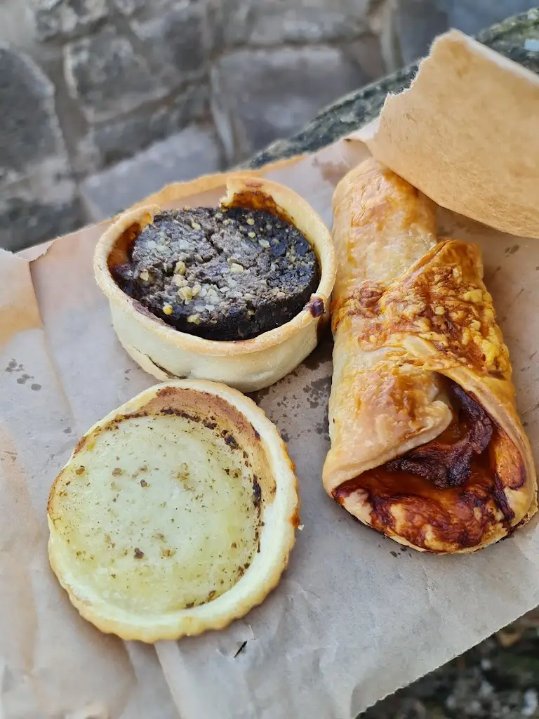 andrew cox_The Apple Pie_Carnwath_review