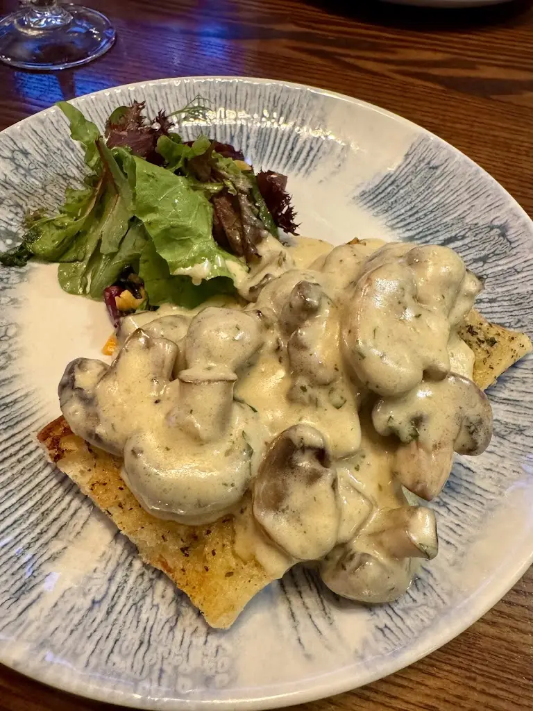 Andrew P_Inn on the Loch_Carnwath_review